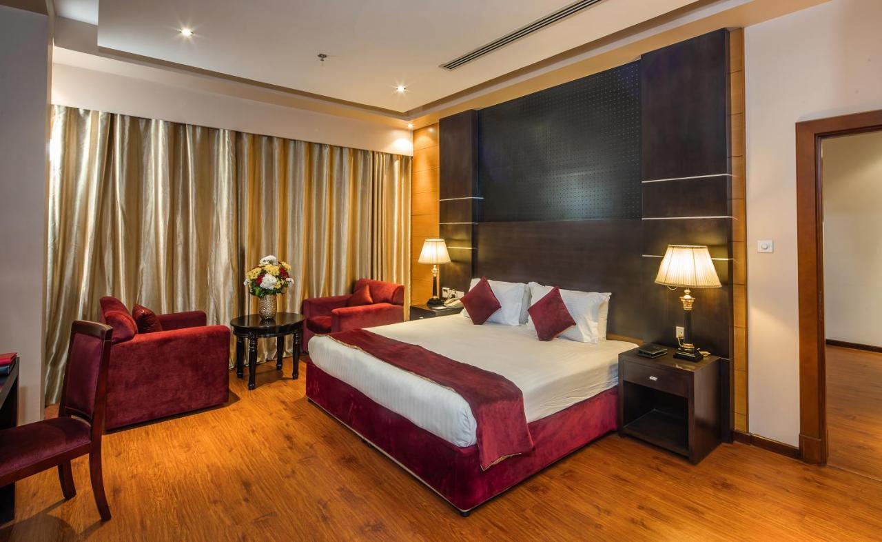 Diva Hotel Manama Room photo